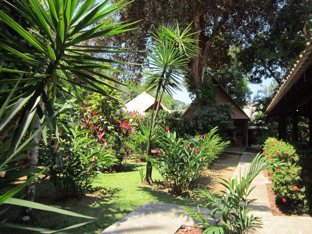 Hotel El Paraiso Escondido - Costa Rica Jacó Pokoj fotografie